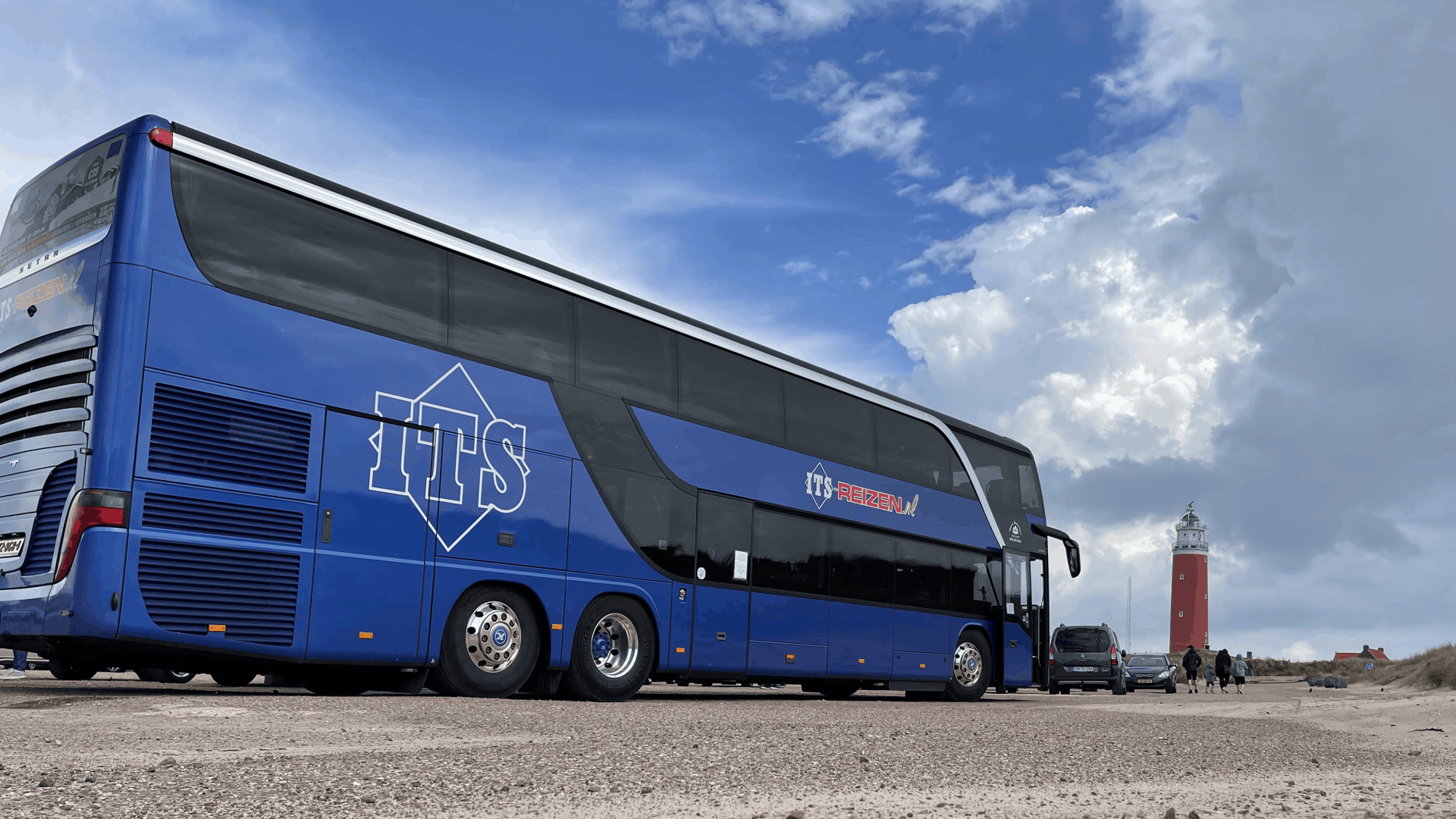 ITSReizen.nl Luxe touringcar of bus huren met chauffeur!